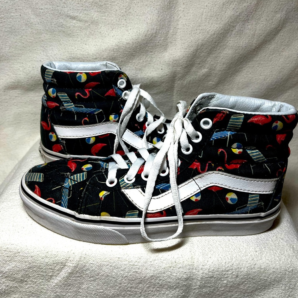 High top Vans Women’s size 6.5 or Mens size 5
